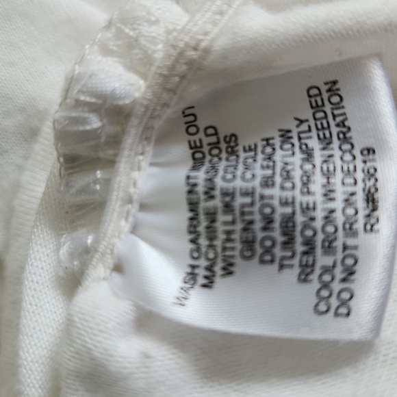 Lavaral Reves, Woman's,One Size, White Floal& Butterfly Design, Lace inser Back - Picture 10 of 10